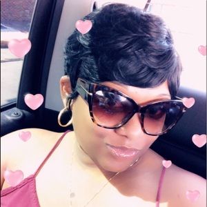 Meet your Posher, Myesha